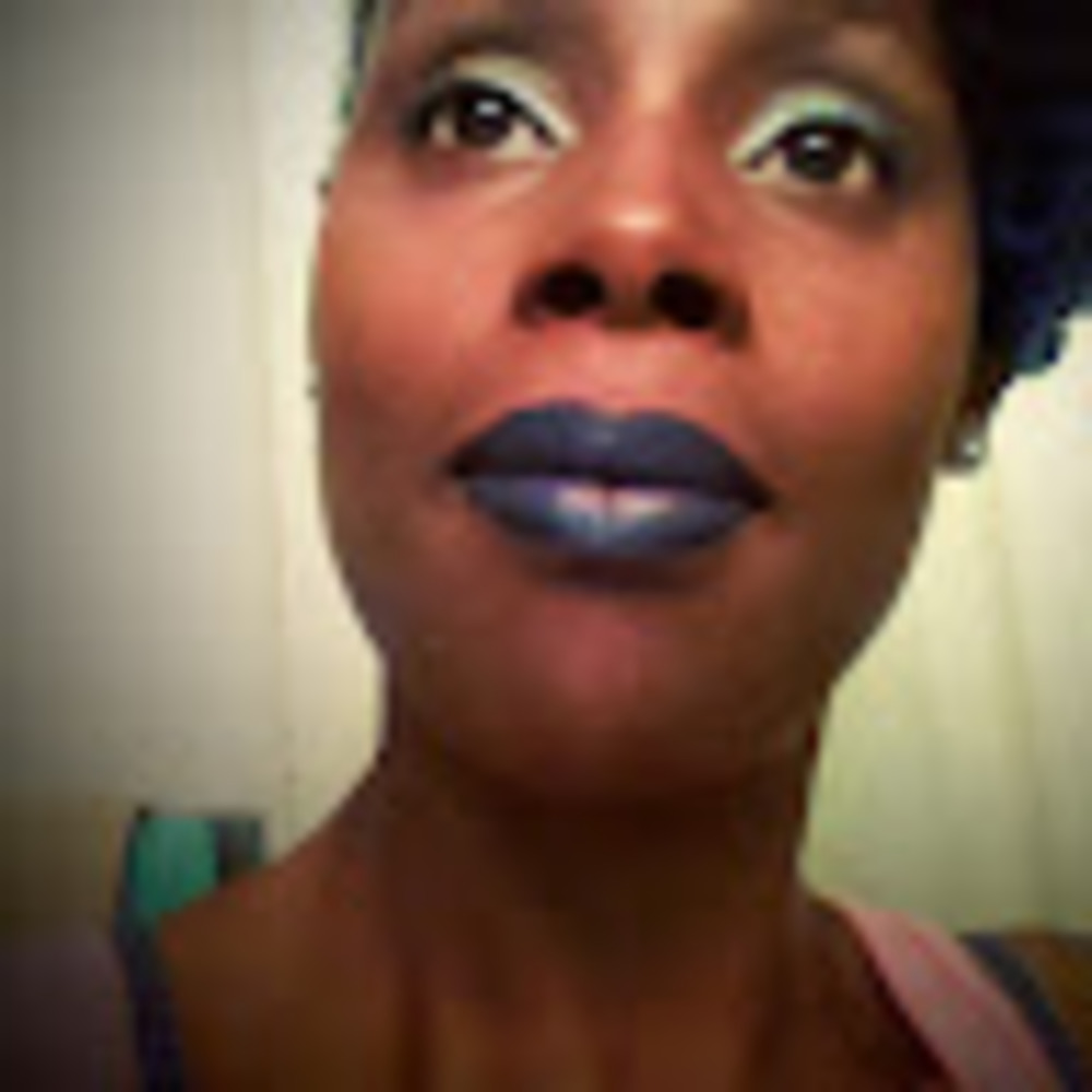 Meet your Posher, Tonya